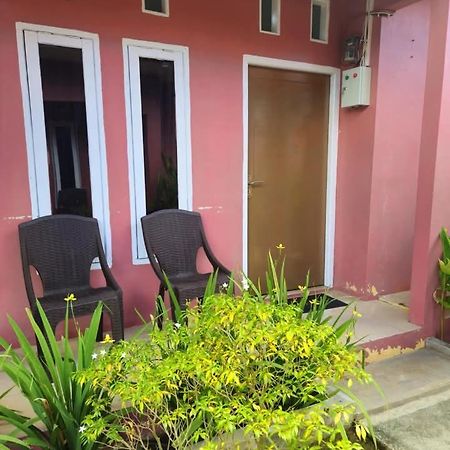 Baronda Guest House Sorong Exteriér fotografie