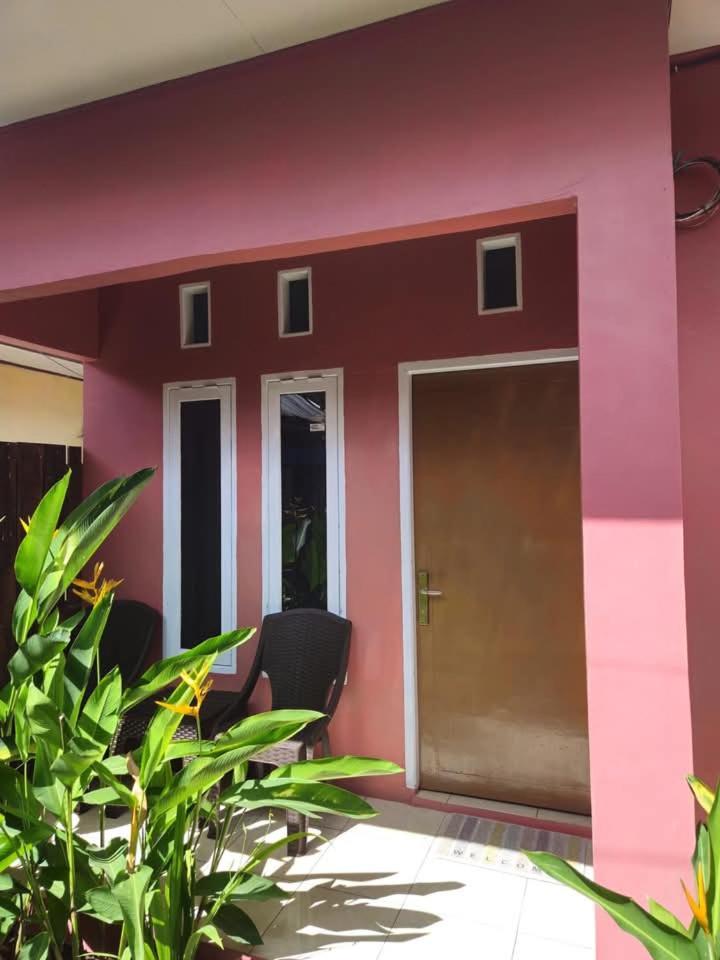 Baronda Guest House Sorong Exteriér fotografie