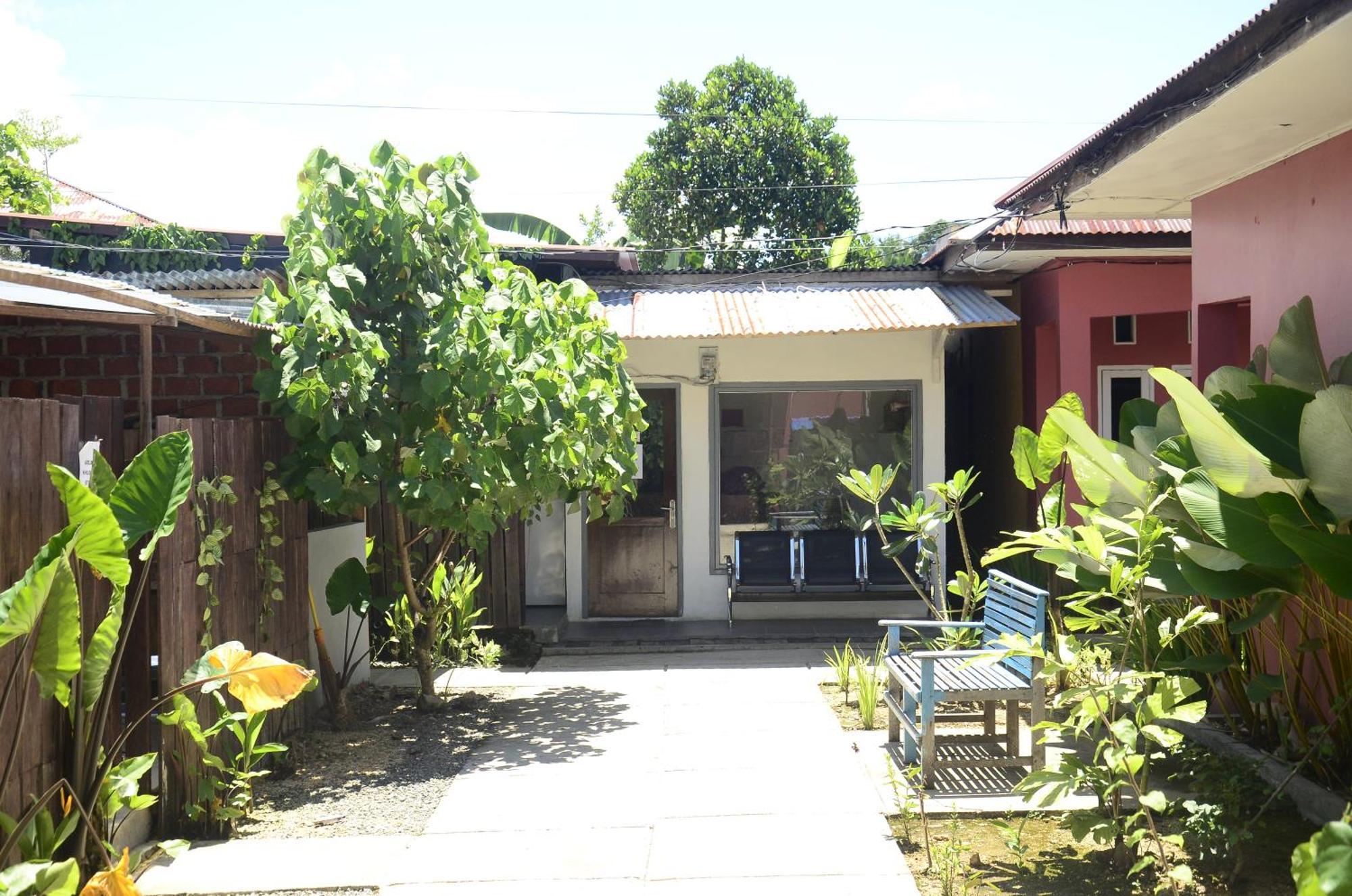 Baronda Guest House Sorong Exteriér fotografie